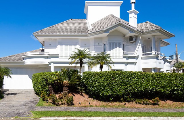 Jurerê international luxury home