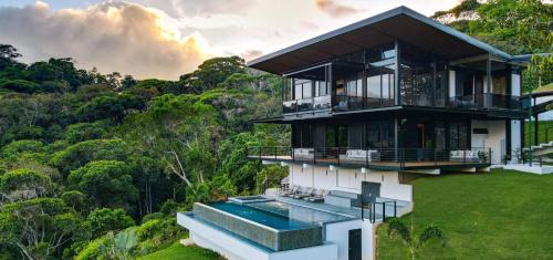 Dominical Bed & Breakfast | ODYSSEY Boutique Hotel