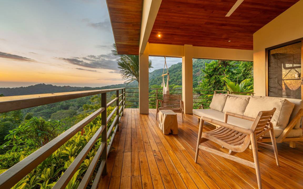 Photo of Patio Balcony in Dominical