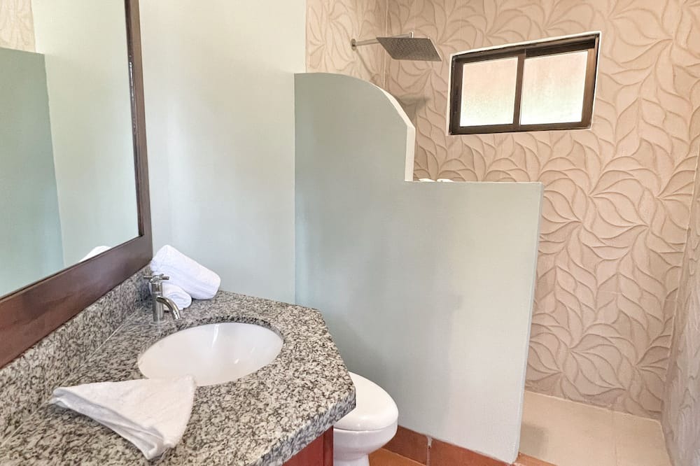 Photo of Bathroom in Coco