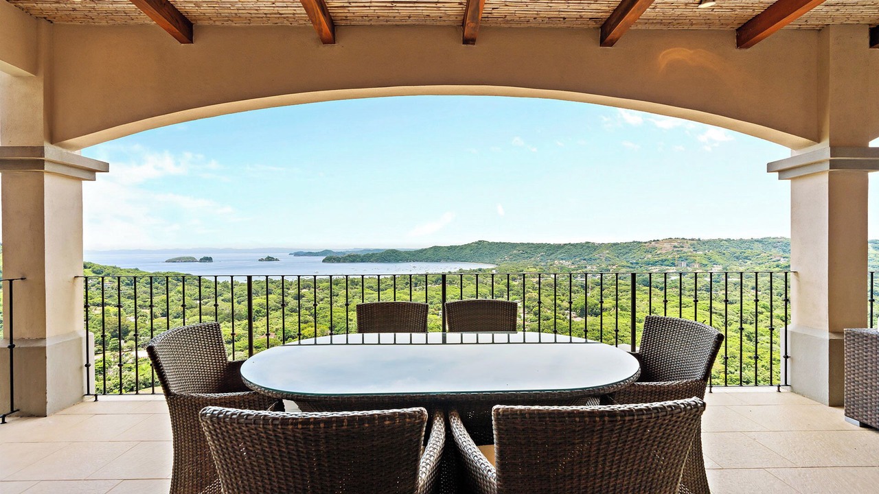 Photo of Patio Balcony in Coco