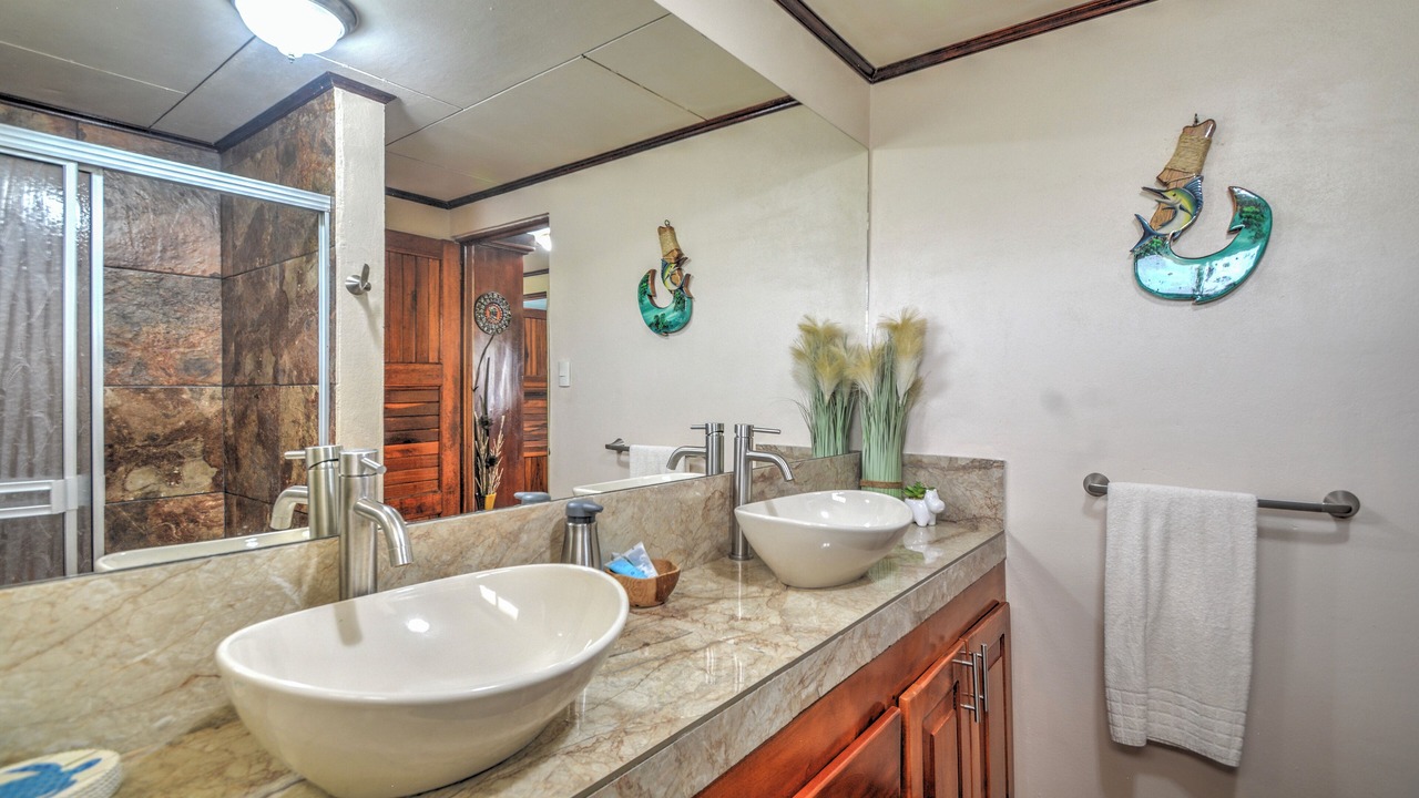 Photo of Bathroom in Parrita