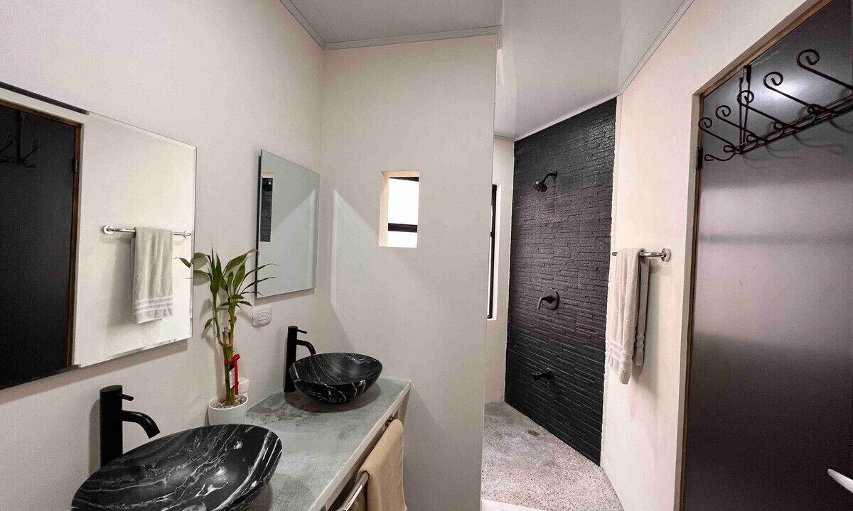 Photo of Bathroom in Jaco