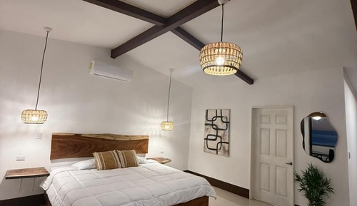 Comfort Room, Terrace