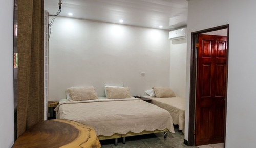 Standard Quadruple Room, Non Smoking, Ensuite